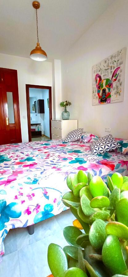 Apartamento Duenas Севиля Екстериор снимка