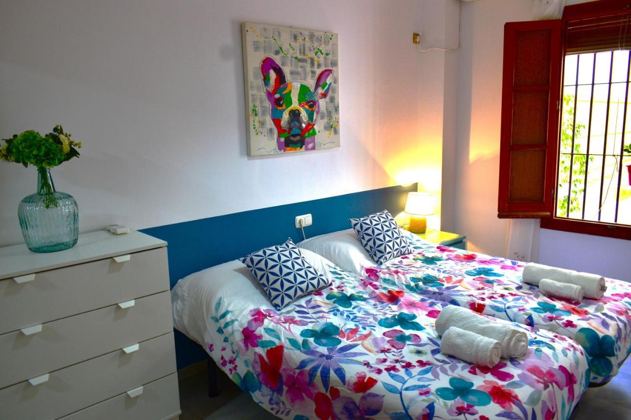 Apartamento Duenas Севиля Екстериор снимка