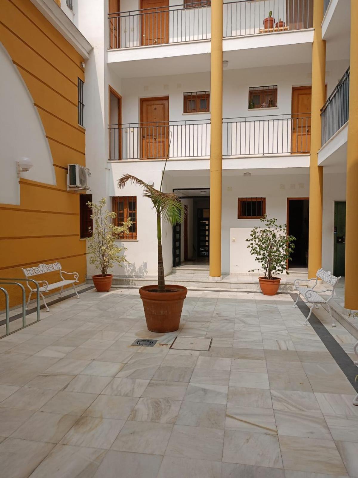 Apartamento Duenas Севиля Екстериор снимка