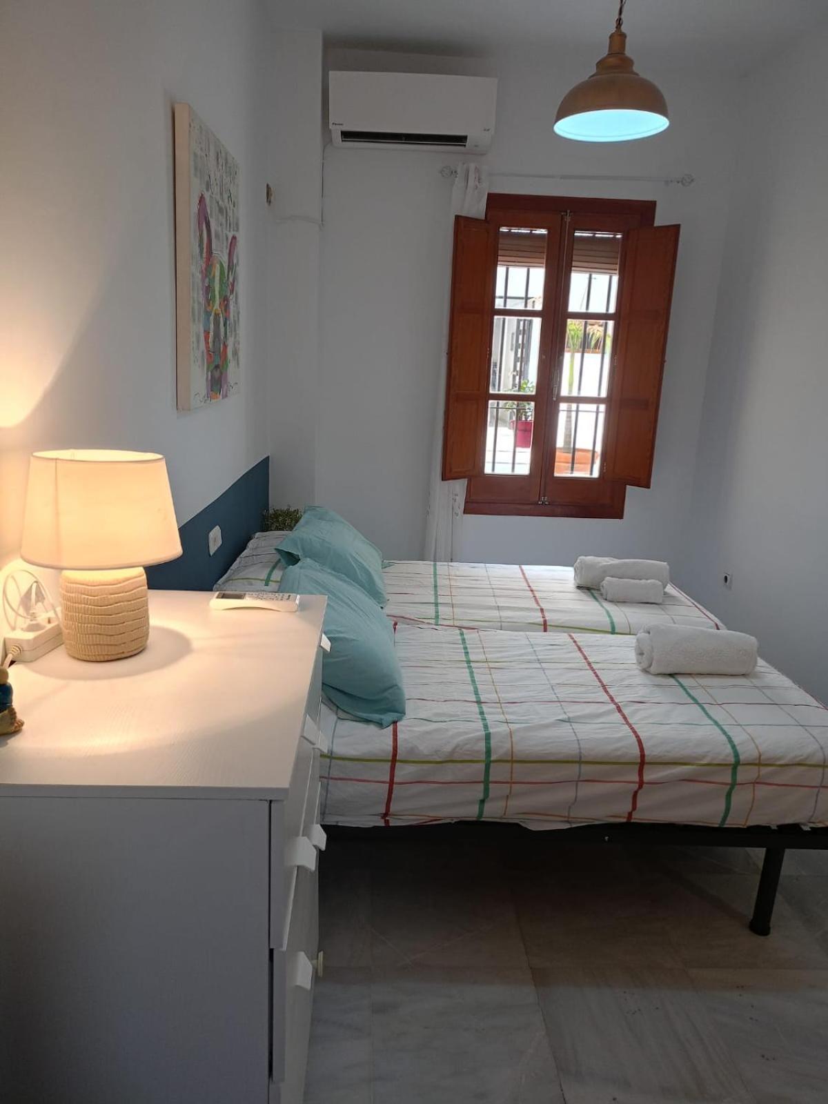 Apartamento Duenas Севиля Екстериор снимка